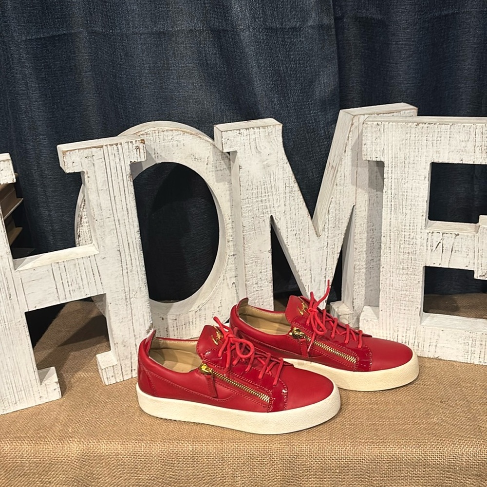 GIUSEPPE ZANOTTI
Frankie Low-top Sneakers In Red